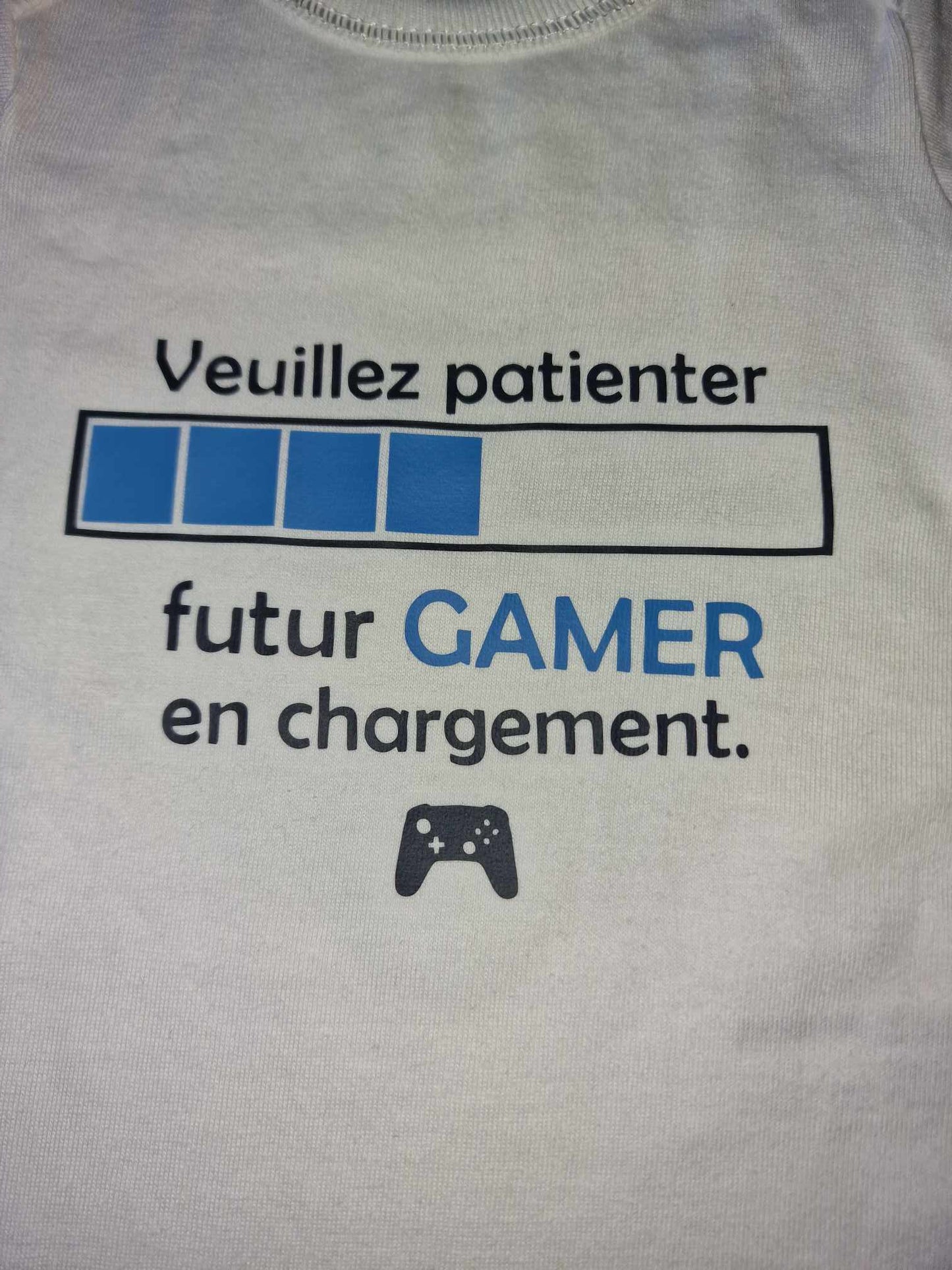 Body " Veuillez patienter, futur Gamer en chargement "